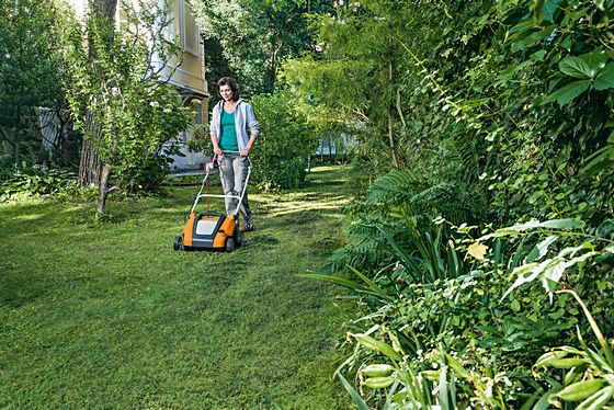 Перфектно поддържани тревни площи с косачките на STIHL