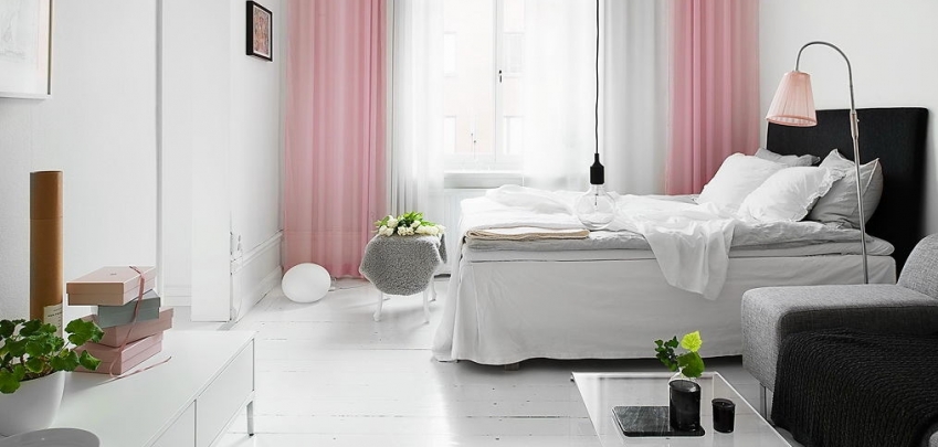 Малък апартамент в сиво и розово на 33 квадратни метра