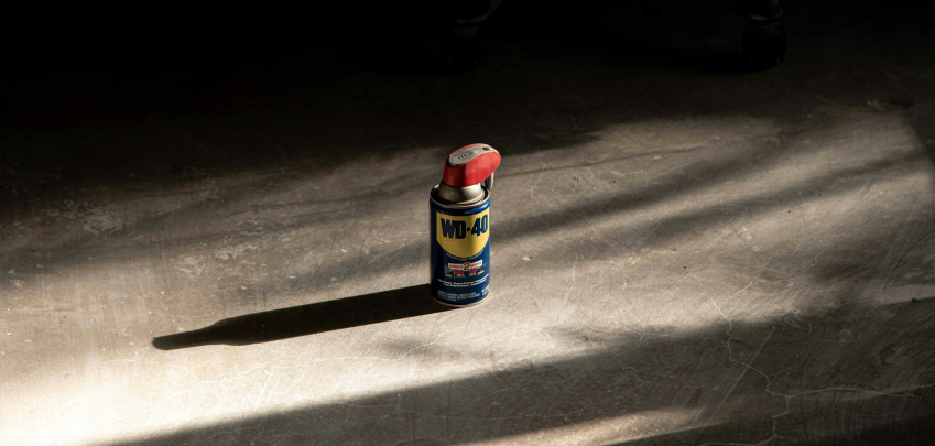 7 хитри употреби на WD 40, които майсторите препоръчват