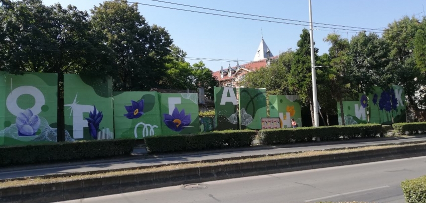 Градски художници преобразиха кътче в центъра на Русе