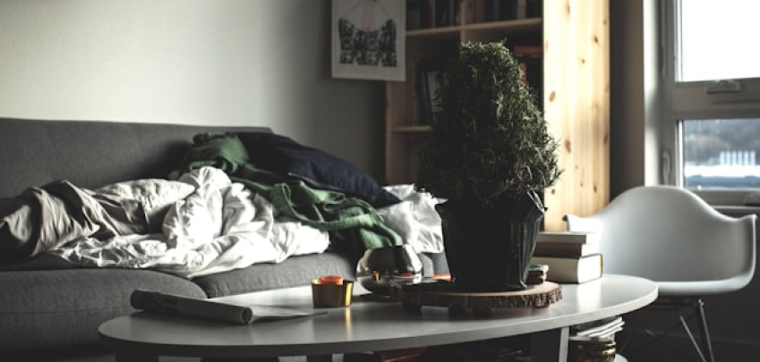 Чувствате се претоварени от безпорядъка? Професионални организатори разкриват откъде да започнете първо