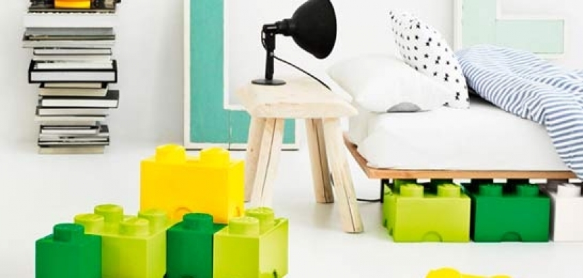 7 уникални мебели, направени от Лего