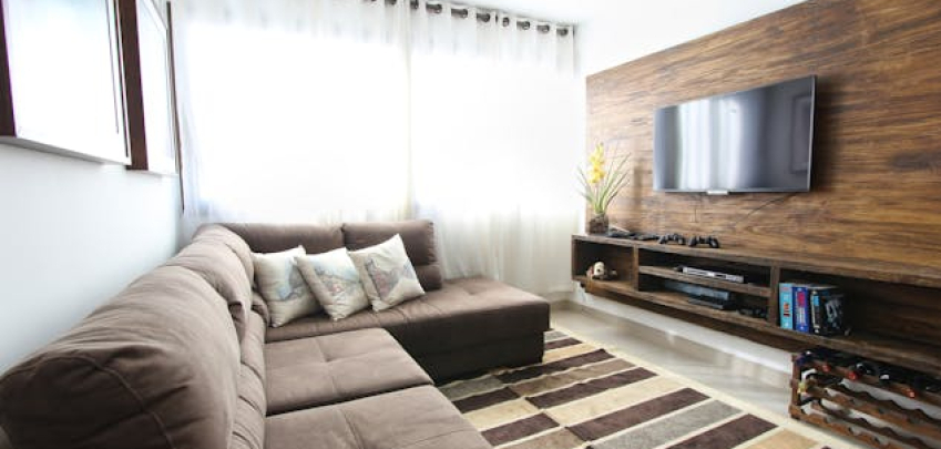 Скучни стени? Започнете от това, преди да купувате декор