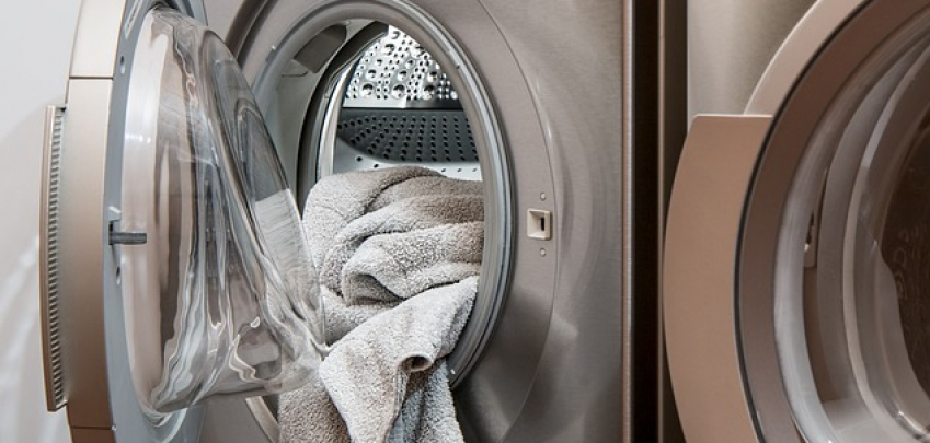 Основните грешки при пране в пералня, които ще съсипят дрехите ви
