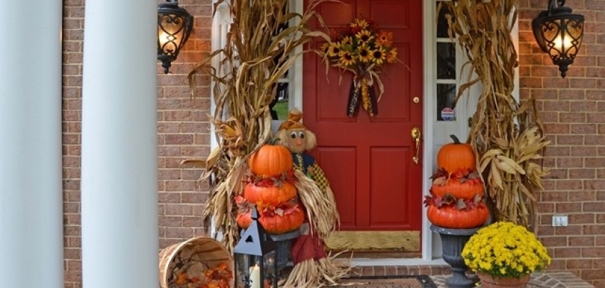 Идеи за есенна украса на входната врата