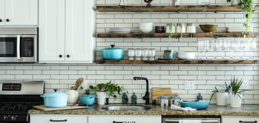 7 трика за организиране на кухненските шкафове