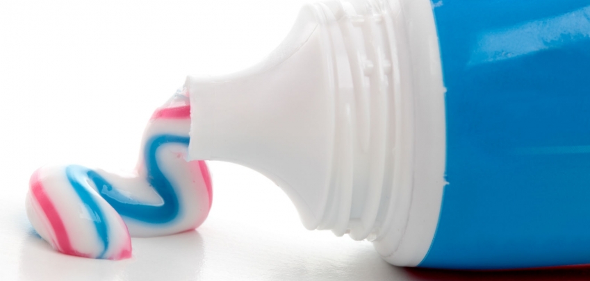 10 приложения на пастата за зъби, за които не подозирахте