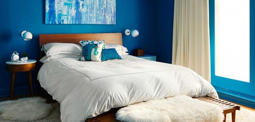 Красиви спални в синьо и бяло 