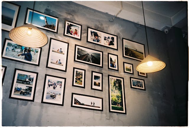 Скучни стени? Започнете от това, преди да купувате декор