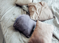 Не изхвърляйте старите калъфки за възглавници - 5 начина да ги използвате повторно