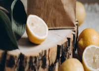 Необичайни приложения на лимоновите кори