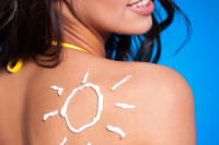 Как да успокоим кожата след излагане на слънце