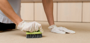 Как да почистим килима само с две съставки